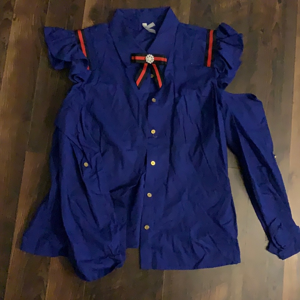 Blue gold Button cold shoulder top size lrg